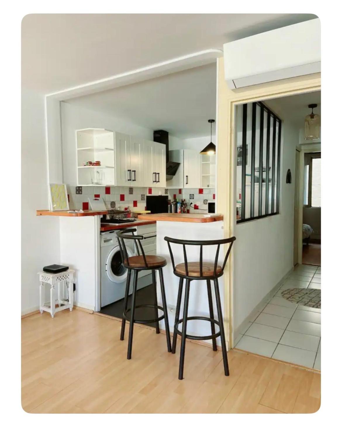 Appartement Calme, A 2 Pas Du Palais Des Papes, Au 3Eme Etage Αβινιόν Εξωτερικό φωτογραφία